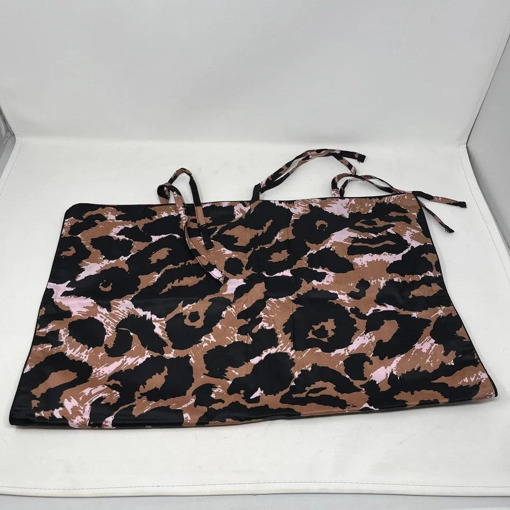 Diane von Furstenberg Target Reversible Pillowcase Set Leopard Waterlily 2pk